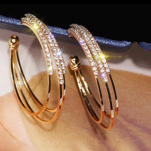 NEW Shiny Gold Circle Diamond Hoop Earrings - Picture 3 of 7